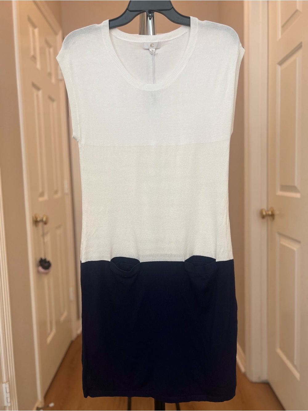 C Cream Scoop Neck Knit Top